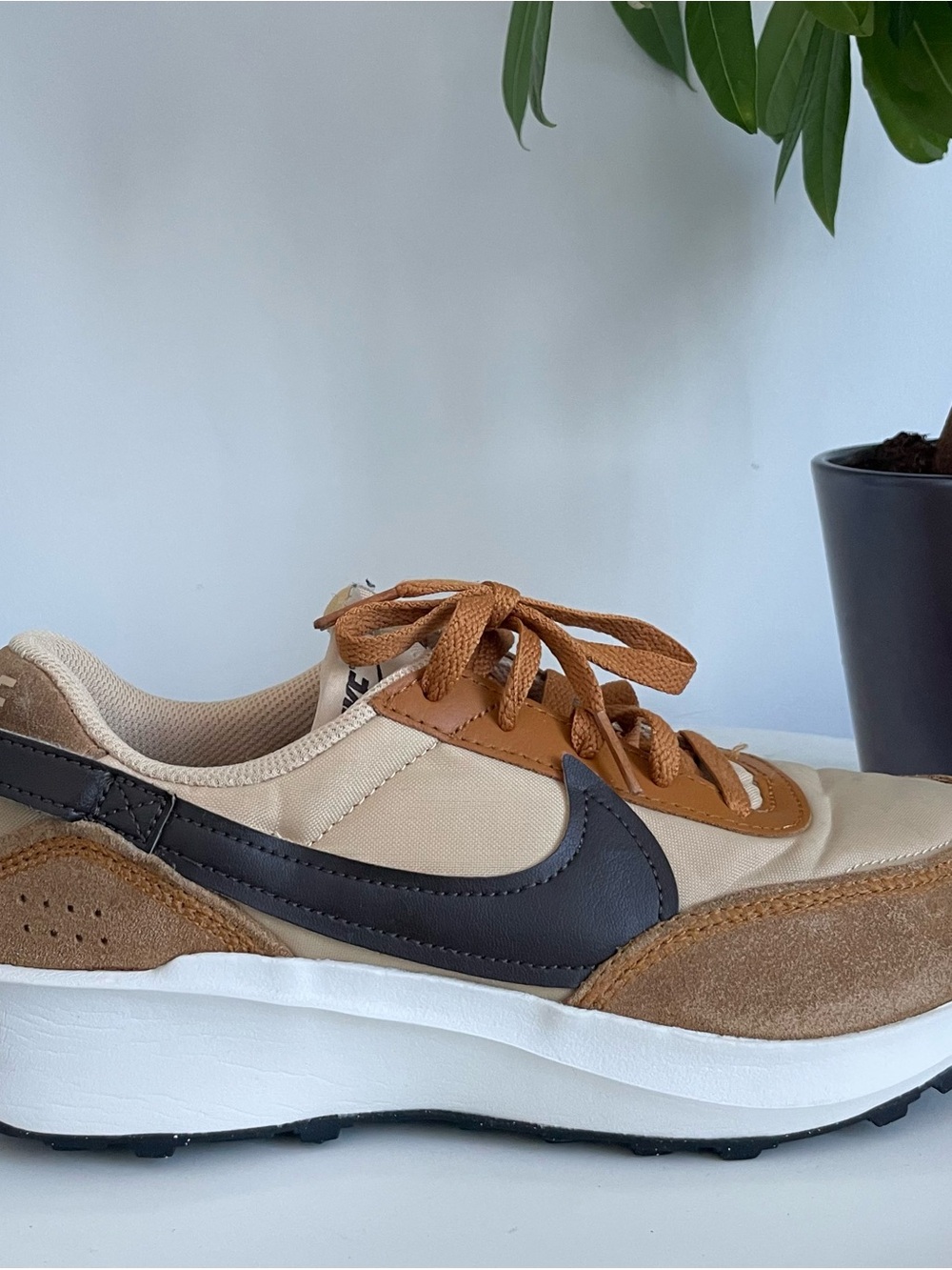 Women Size 8.5 Nike Waffle Debut Sesame Brown Tan Shoes